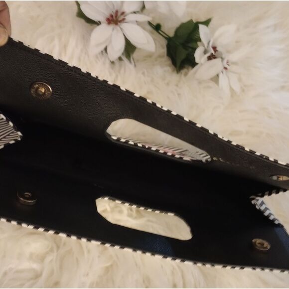 🆕👜Large Chevron Floral Print Envelope Clutch - Picture 4 of 4